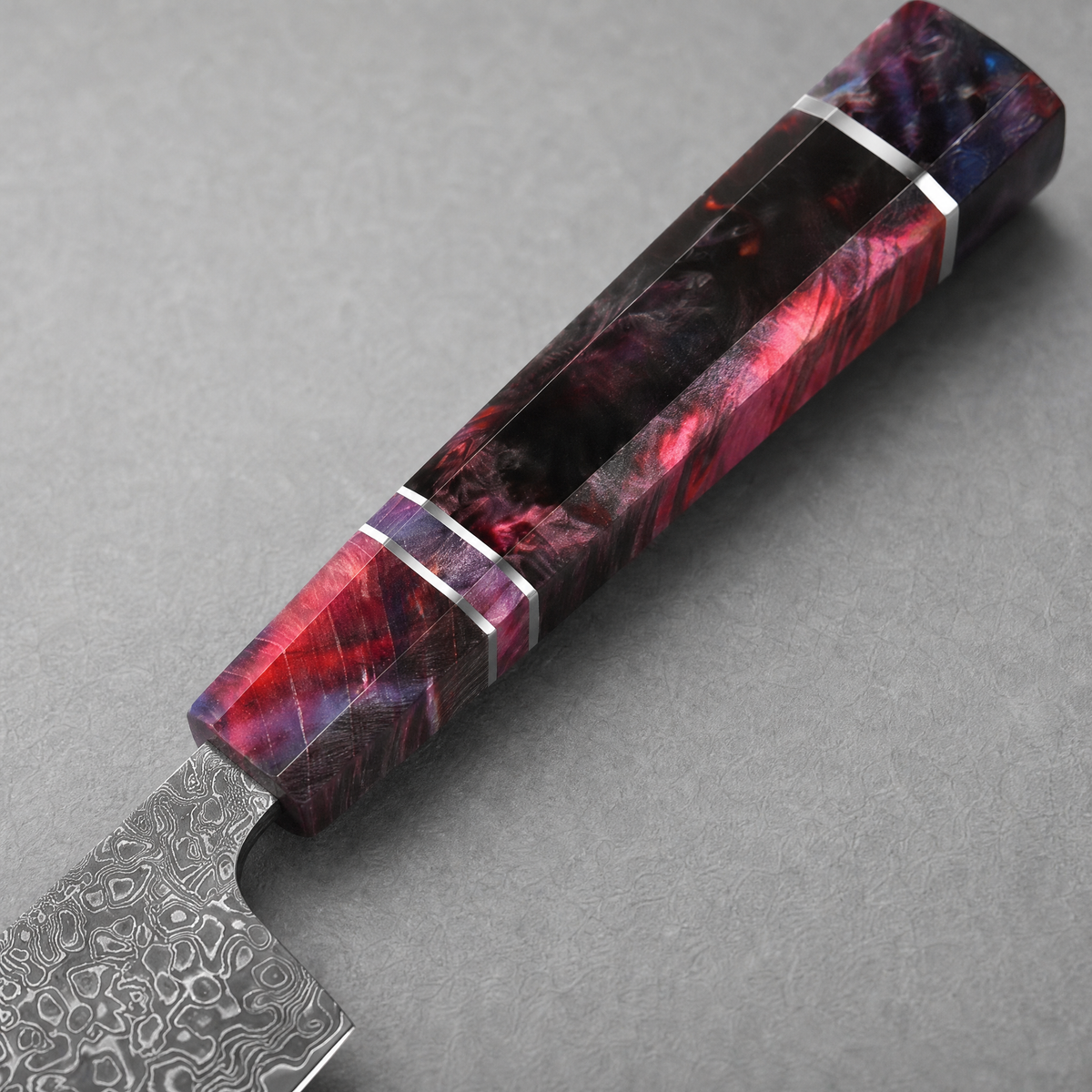 Masahira Damascus Santoku Knife — High-Carbon Core, Stabilized Wood Handle