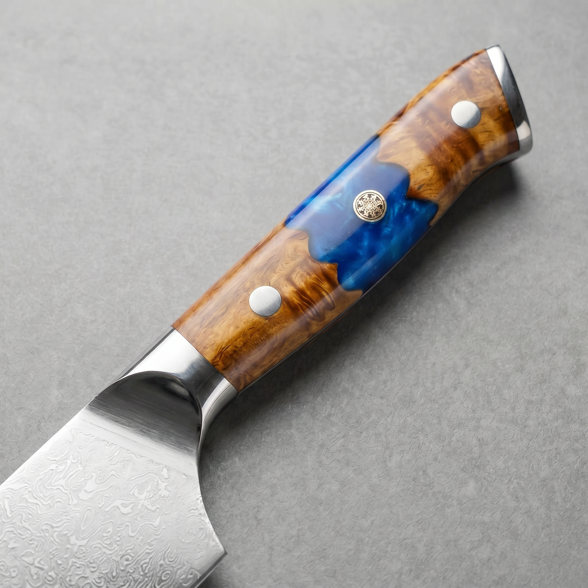 Masahira VG10 67-Layer Damascus Santoku Knife
